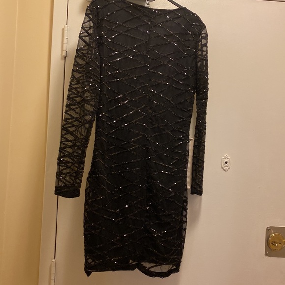Black sequence dress - Picture 4 of 6